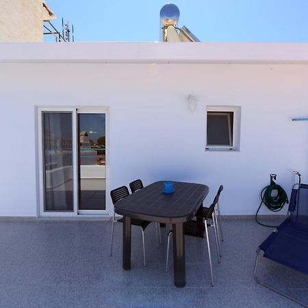Happy Days Home Apartment Und Studio/Penthouse Ialysos  Dış mekan fotoğraf