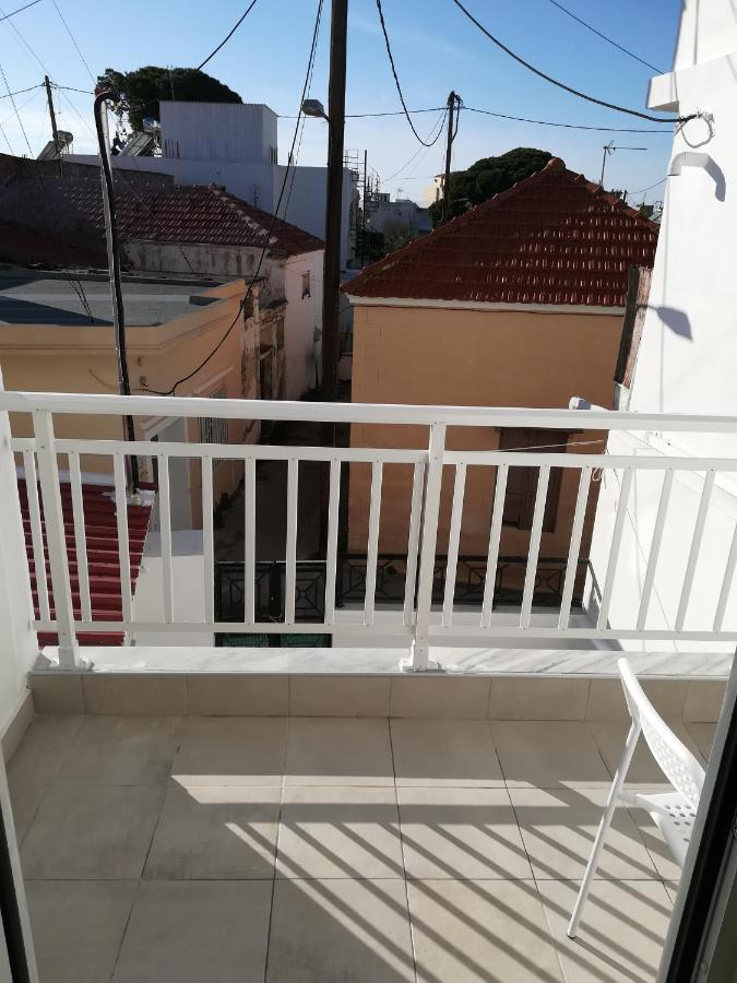 Happy Days Home Apartment Und Studio/Penthouse Ialysos  Dış mekan fotoğraf
