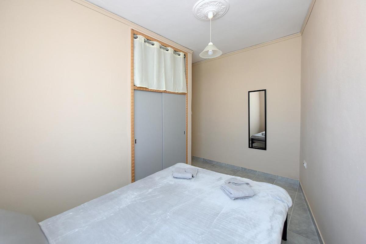 Happy Days Home Apartment Und Studio/Penthouse Ialysos  Dış mekan fotoğraf